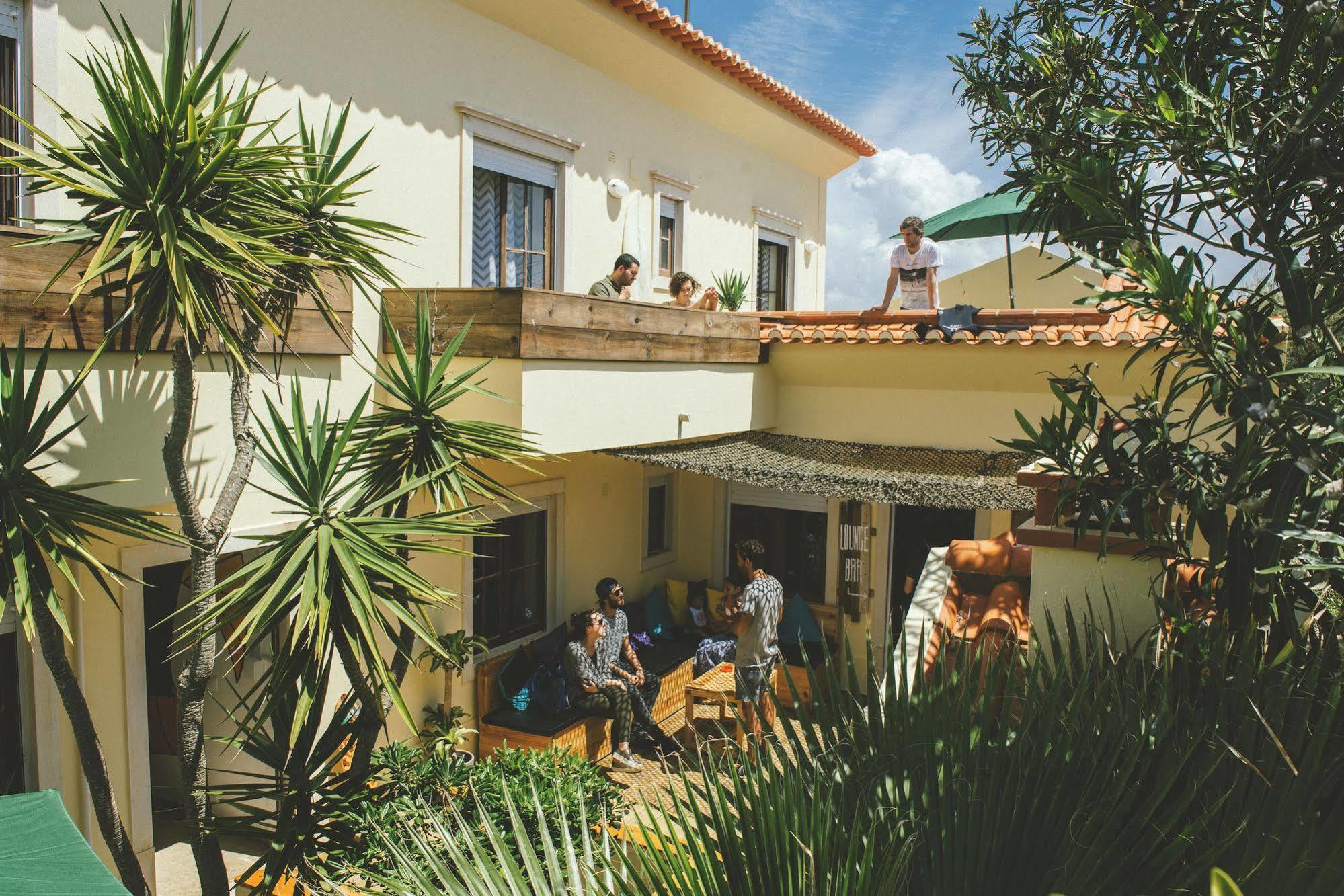 Cliff Surf House Hostel Santa Cruz  Ngoại thất bức ảnh