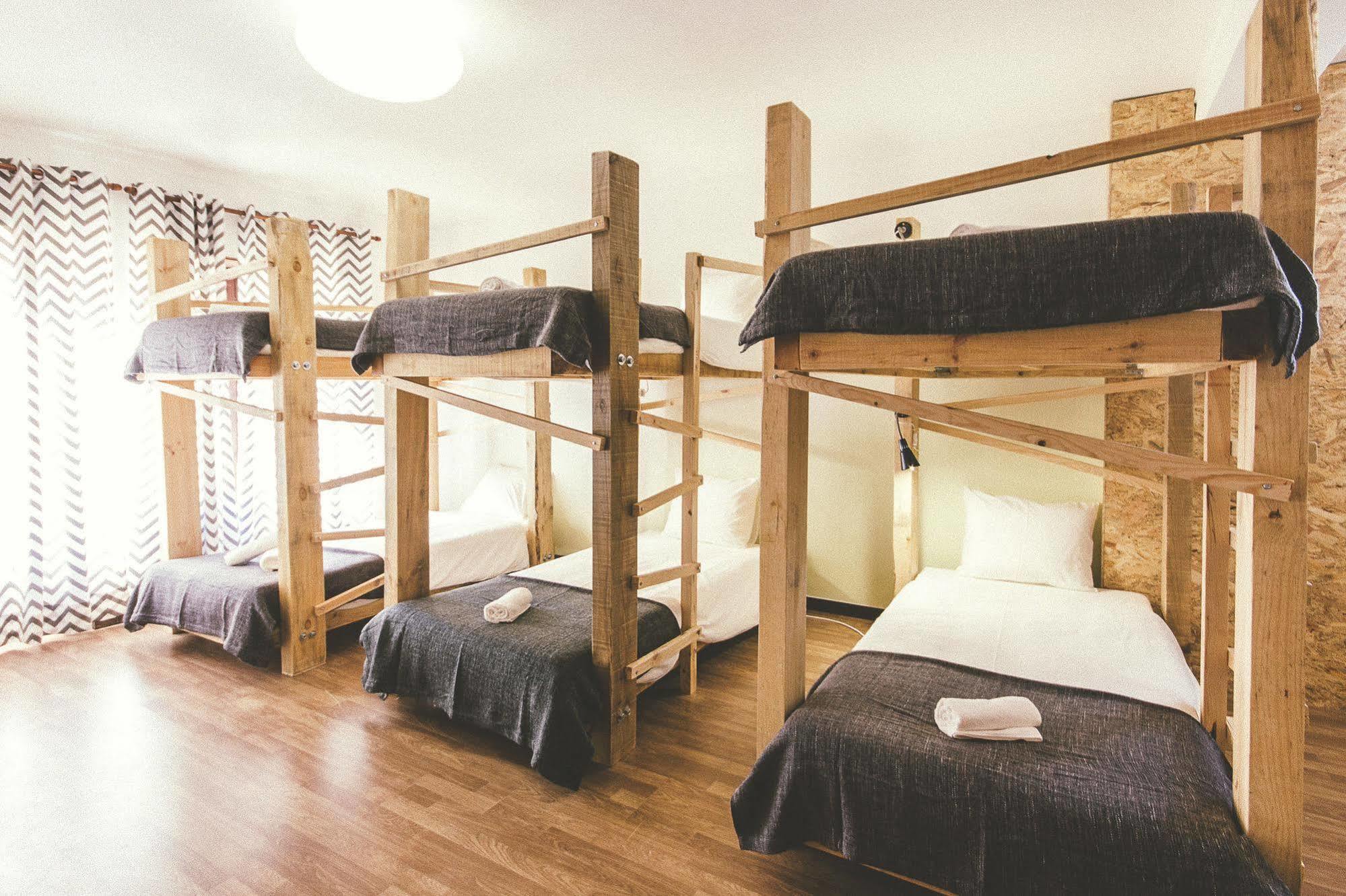 Cliff Surf House Hostel Santa Cruz  Ngoại thất bức ảnh