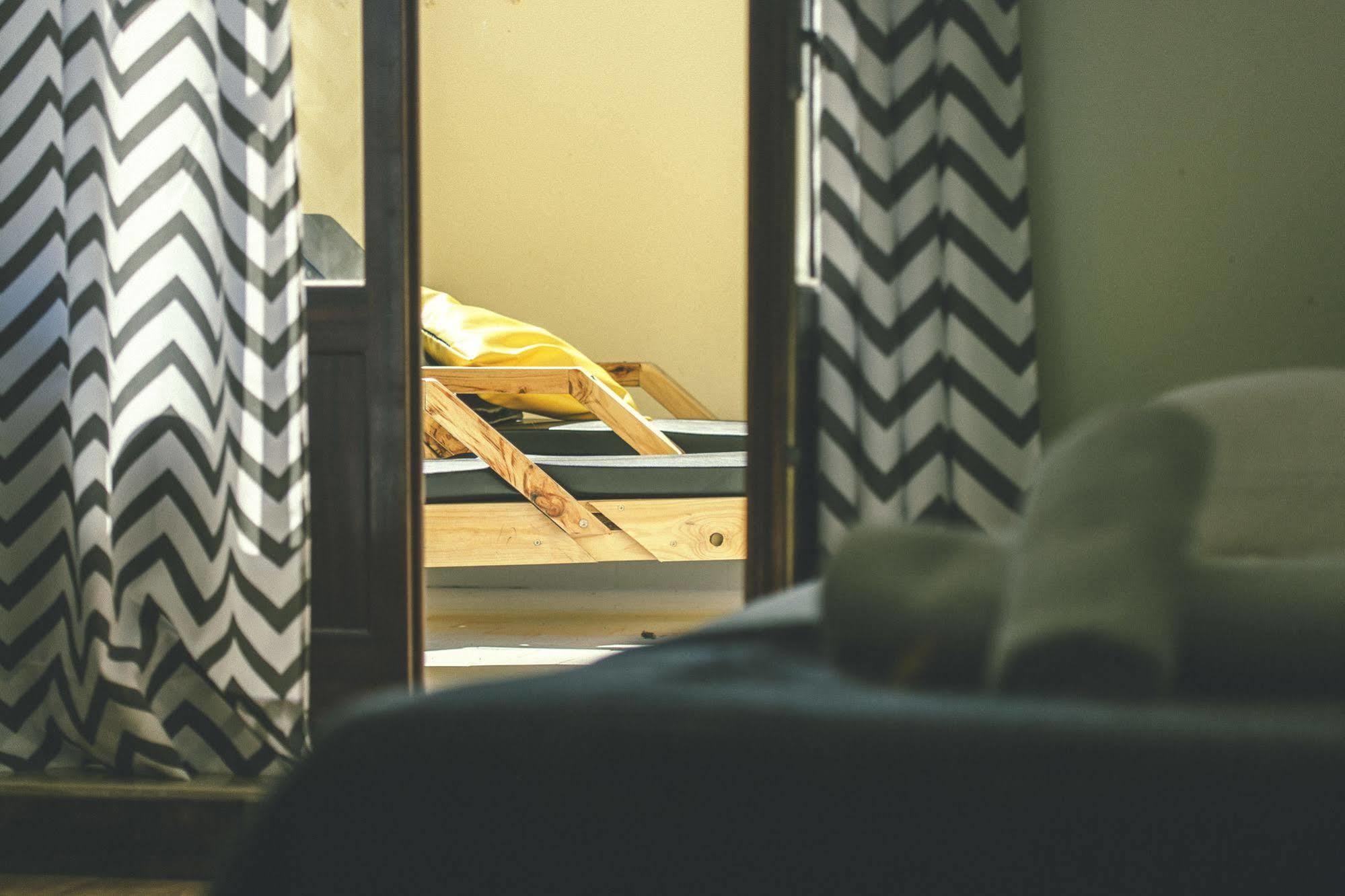 Cliff Surf House Hostel Santa Cruz  Ngoại thất bức ảnh