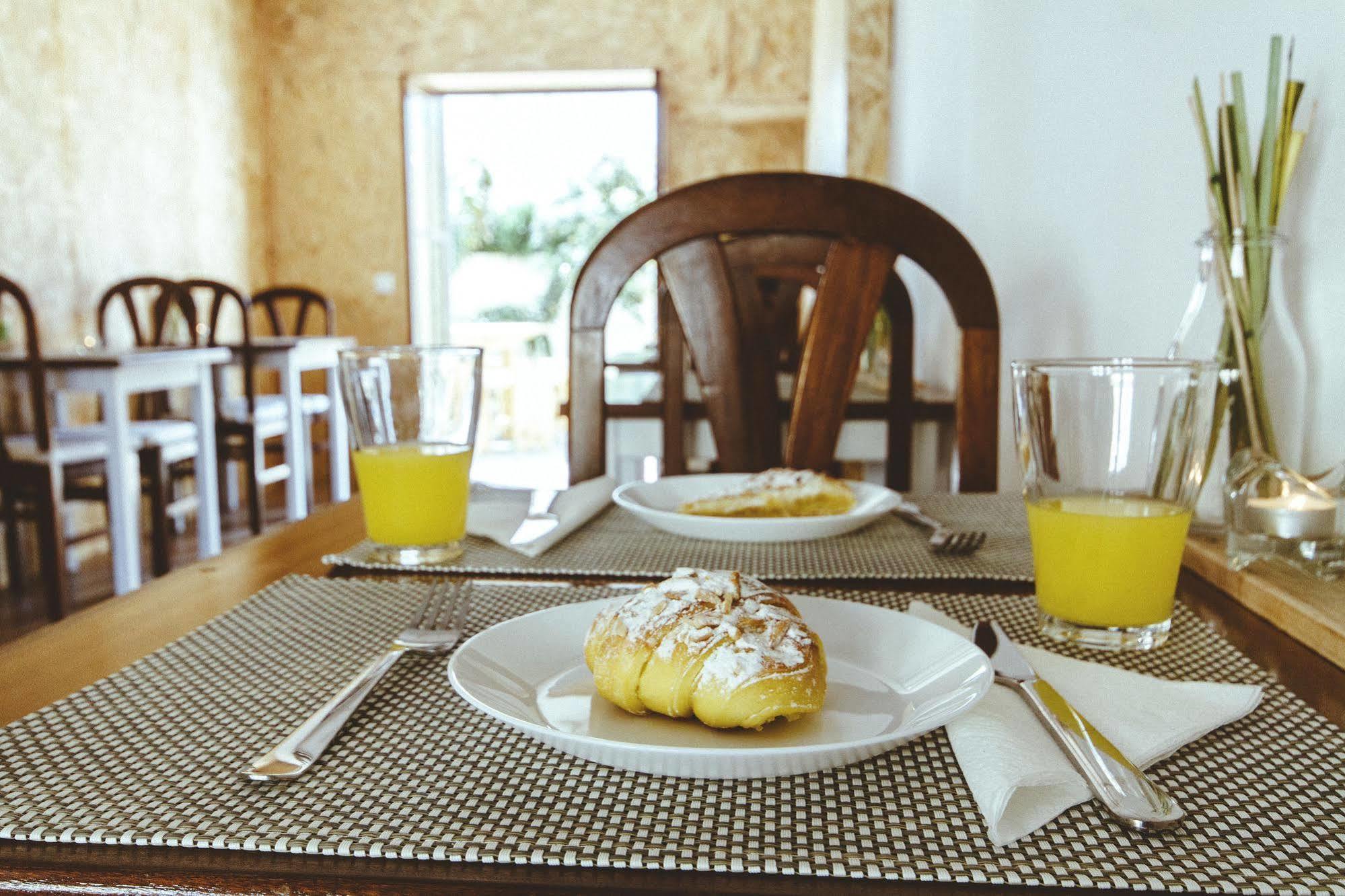 Cliff Surf House Hostel Santa Cruz  Ngoại thất bức ảnh